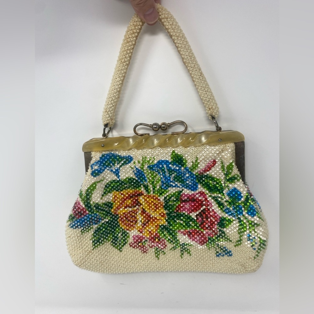 Incredible Vintage 50s Beaded Handbag/ Purse w/Floral Design